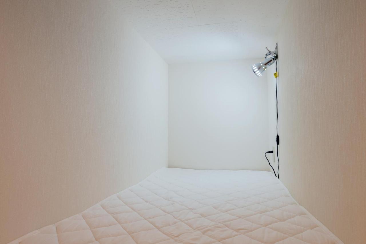 Bnb+ Toranomon Tokio Buitenkant foto
